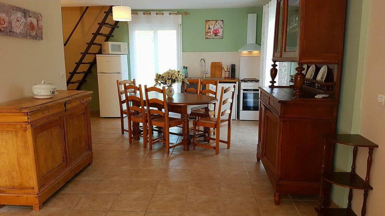 Vacation Home On Rue Du Marais 5 Petiville  Екстер'єр фото